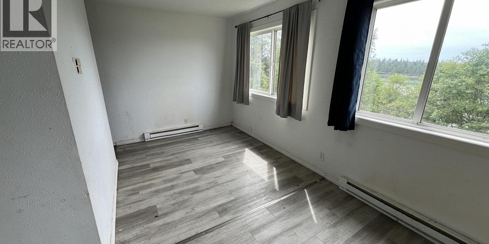 890-894 OCEANVIEW DRIVE Port Edward Photo 2 890-894 OCEANVIEW DRIVE Port Edward Photo 2